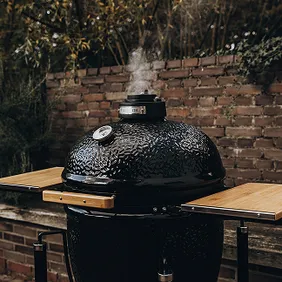 Close-up of a grilled steak on a Monolith grill rack